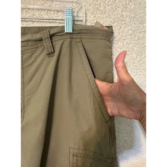 Hawke&Co Cargo Short Pants Mens 36 Solid Beige Mid Rise Zip Fly Pockets Casual - Picture 8 of 16